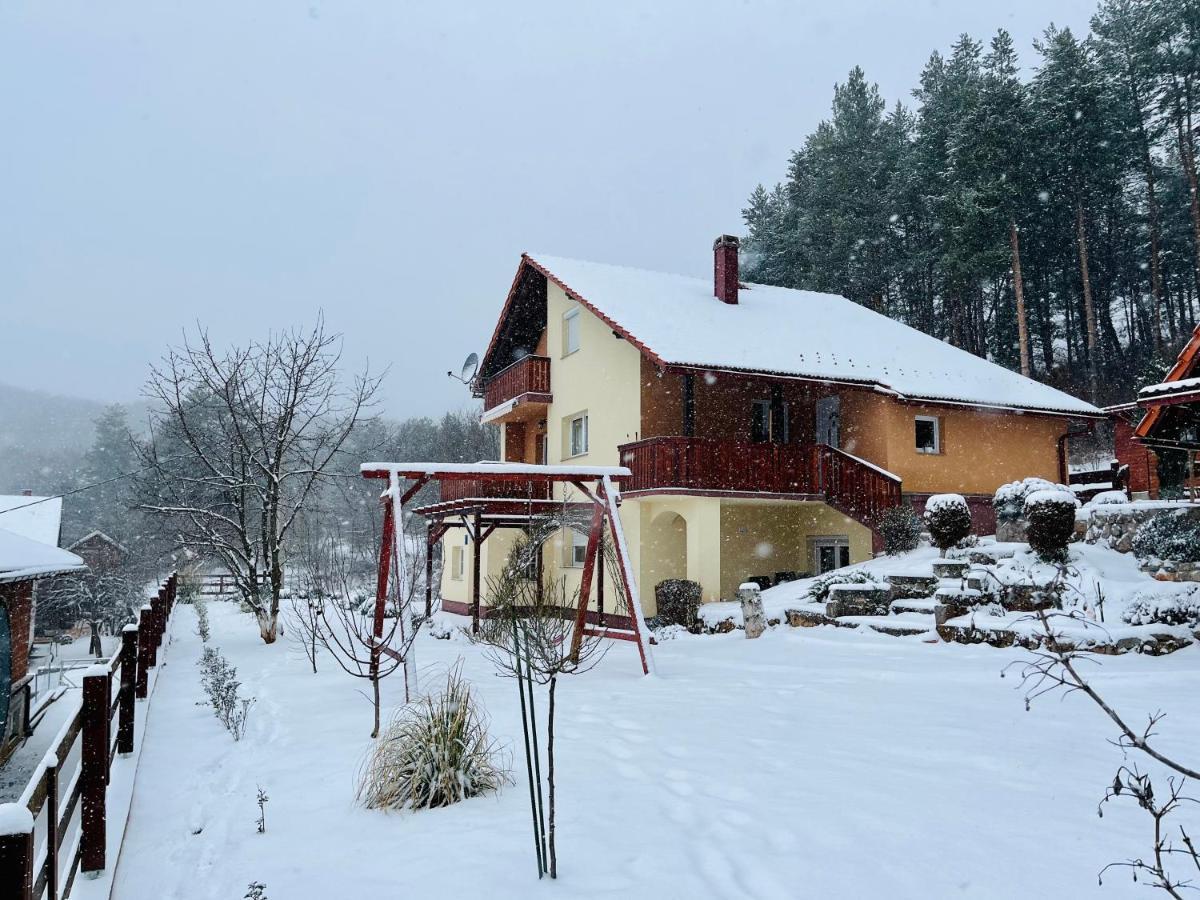 Apartman Korina Otočac Екстериор снимка