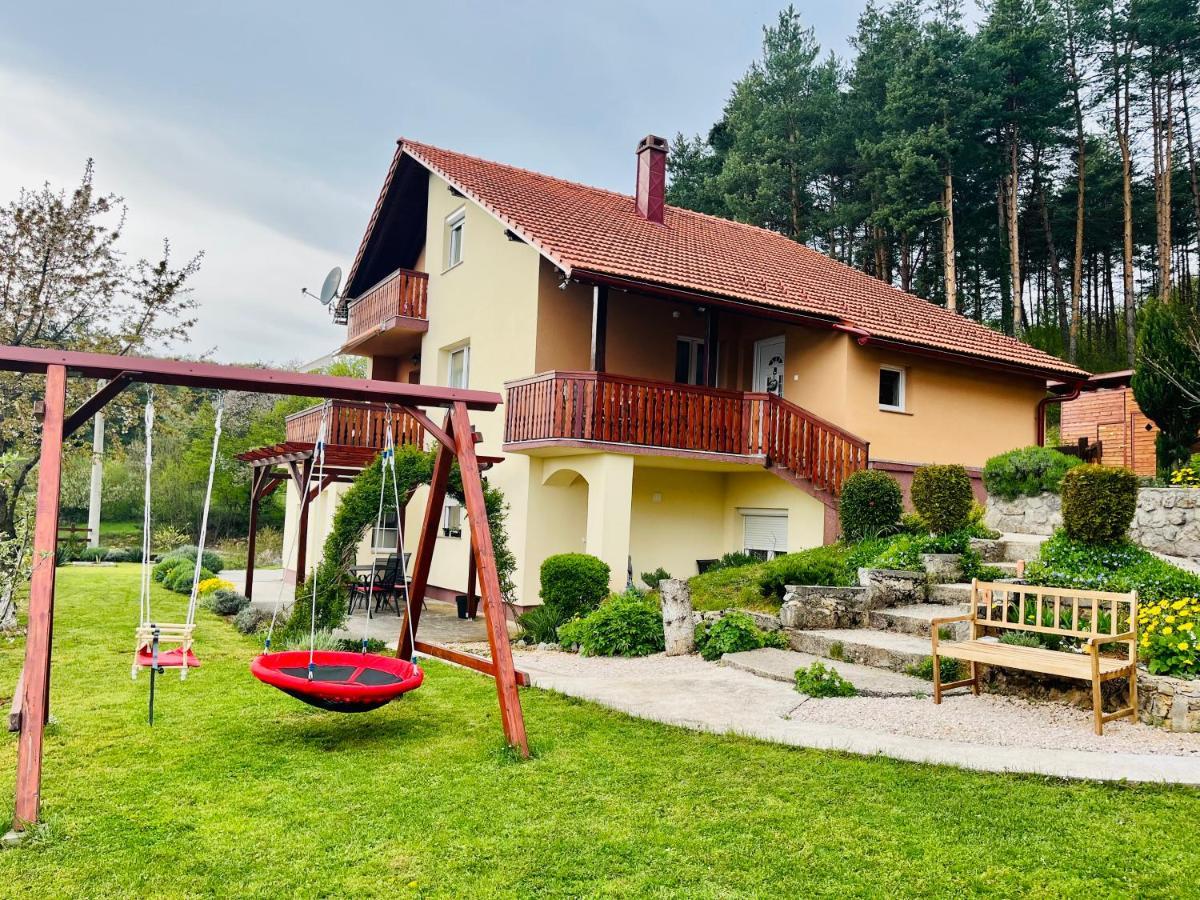 Apartman Korina Apartment Otočac Екстериор снимка